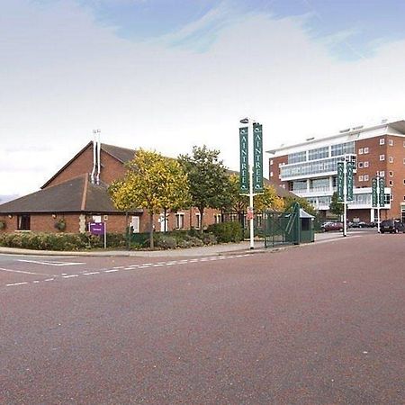 Premier Inn Liverpool Aintree Buitenkant foto