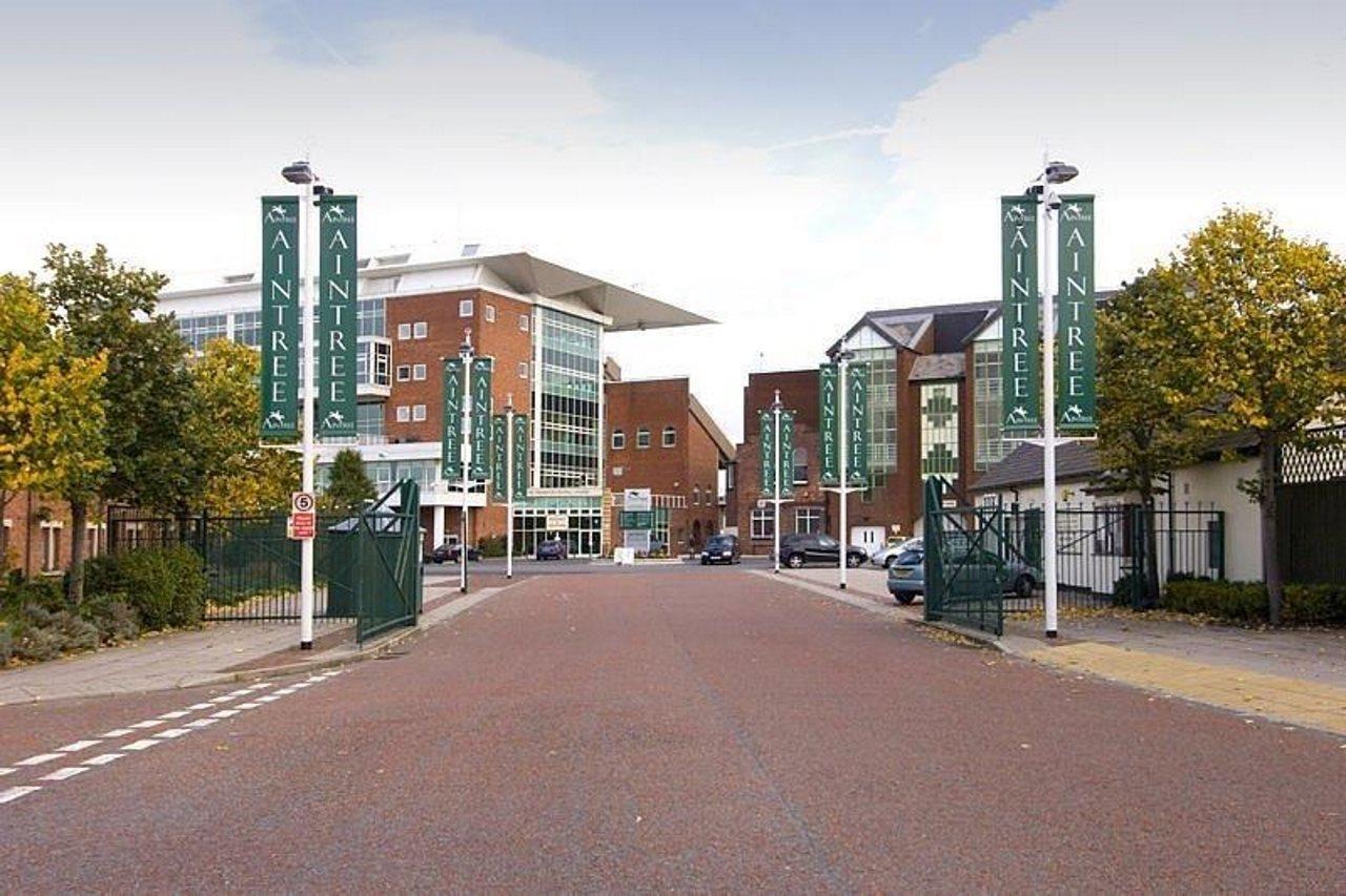 Premier Inn Liverpool Aintree Buitenkant foto